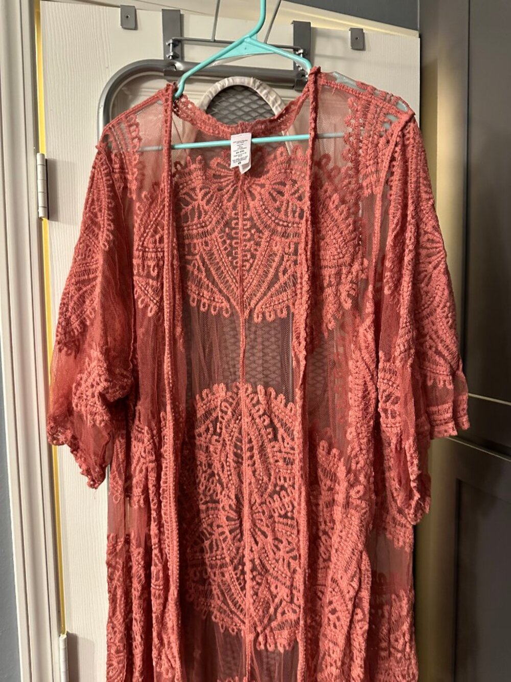 Lace Duster Cardigan - Picture 2 of 3